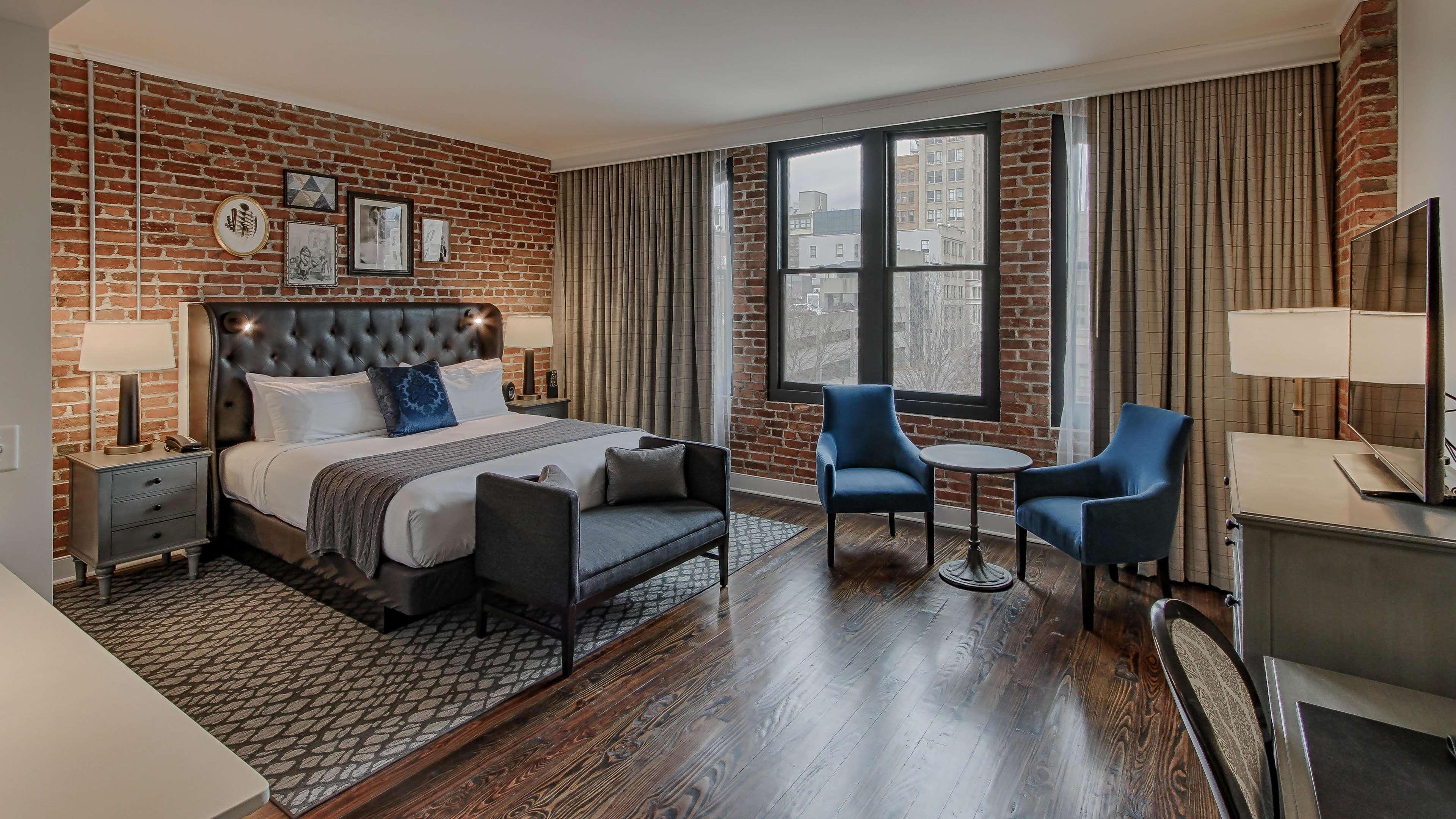Foundry Hotel Asheville, Curio Collection By Hilton Экстерьер фото