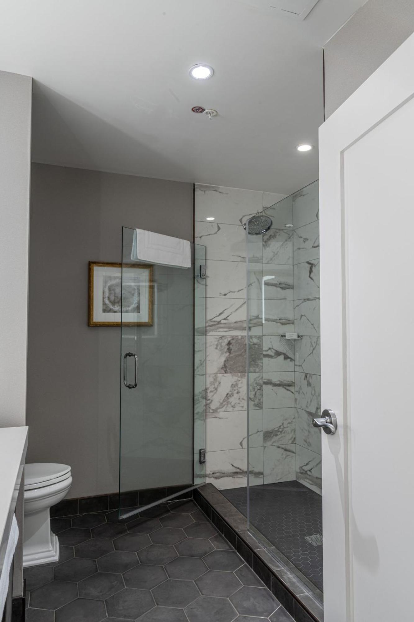 Foundry Hotel Asheville, Curio Collection By Hilton Экстерьер фото