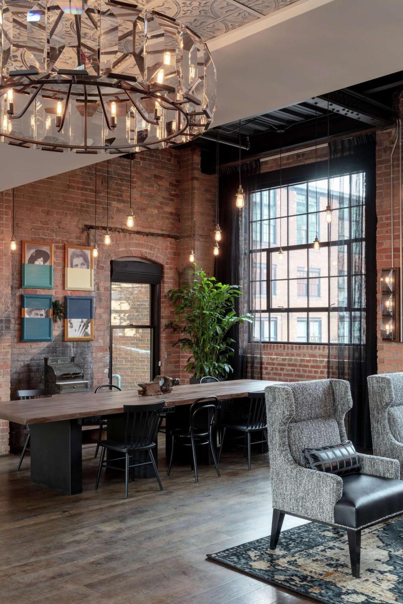 Foundry Hotel Asheville, Curio Collection By Hilton Экстерьер фото